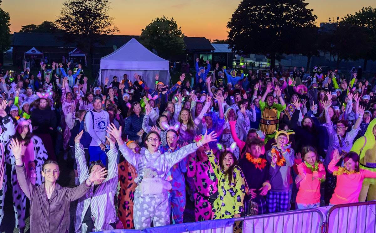 Crowds getting warmed up ahead of their challenge